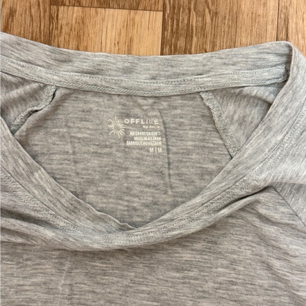 OFFLINE by Aerie Cropped T-Shirt Heather Grey Raglan Short Sleeve Medium - Picture 6 of 6